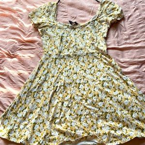 Yellow mini sun dress!